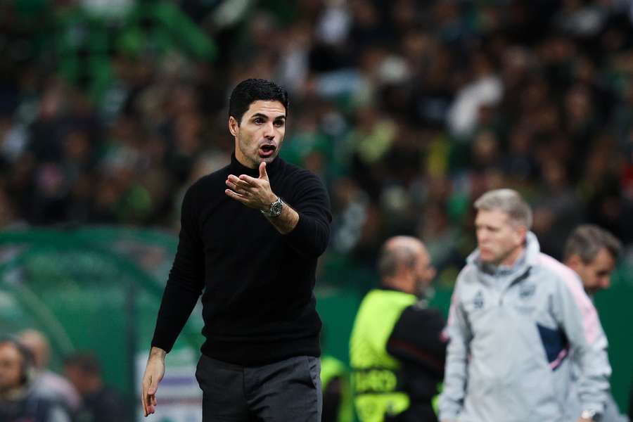 Mikel Arteta desagradado com a exibição