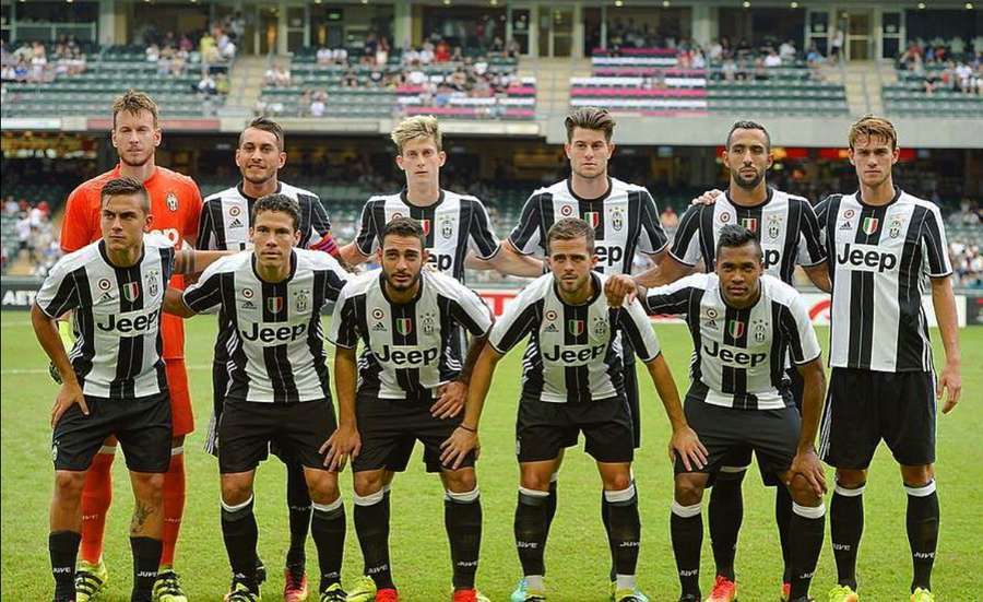 Macek po boku velkých hvězd Juventusu.