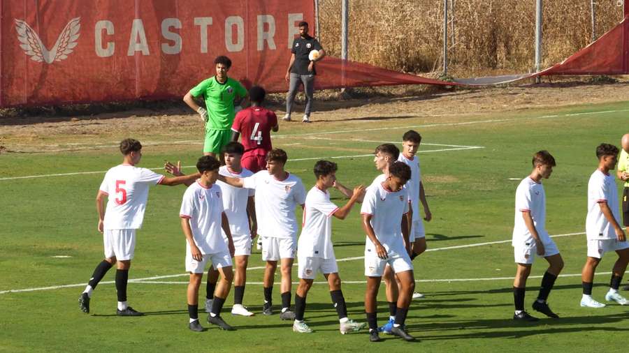 Sevilla faced Qatar U17s