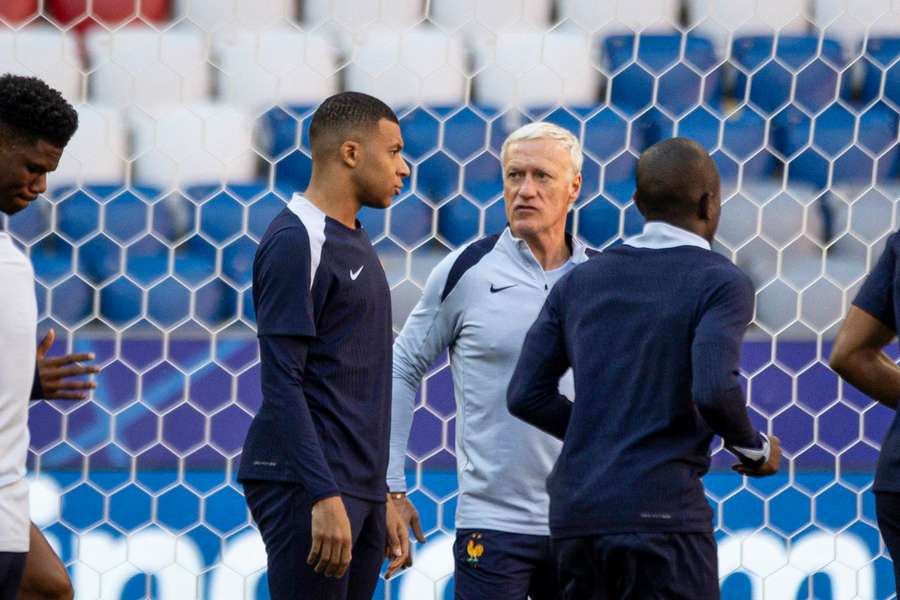 Mbappe și Deschamps