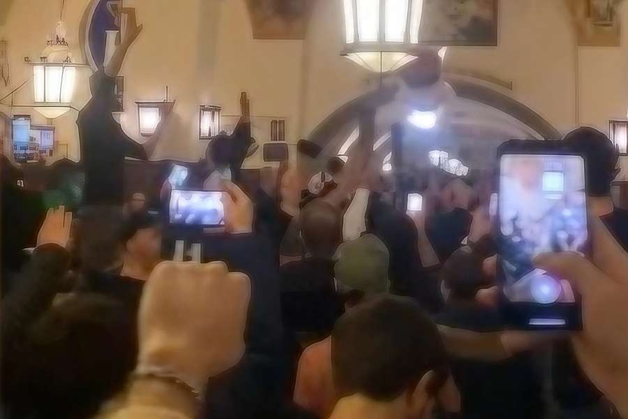 Il video dei tifosi biancocelesti a Monaco