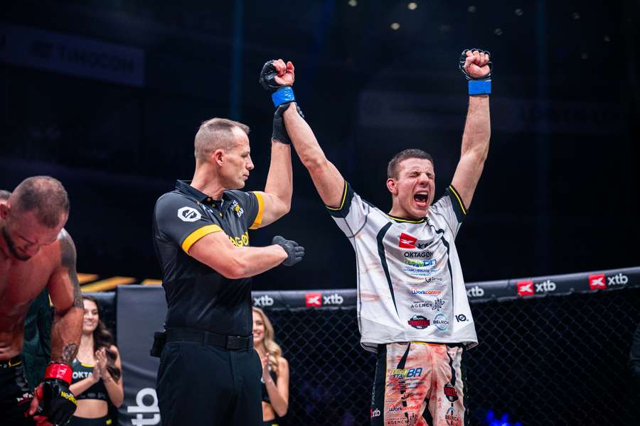 Šebek si chvíľu svojho triumfu patrične užil.