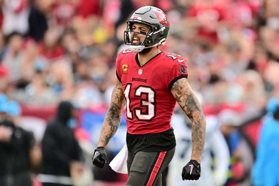 Buccaneers wide receiver Mike Evans celebrating