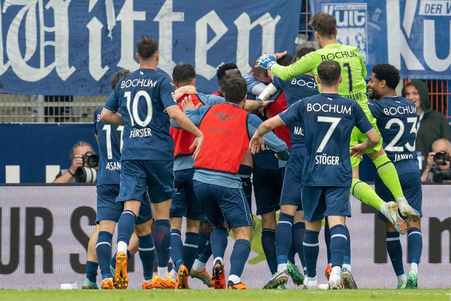 Bundesliga: Sieg gegen FC Augsburg - Bochum klettert auf einen Nichtabstiegsplatz