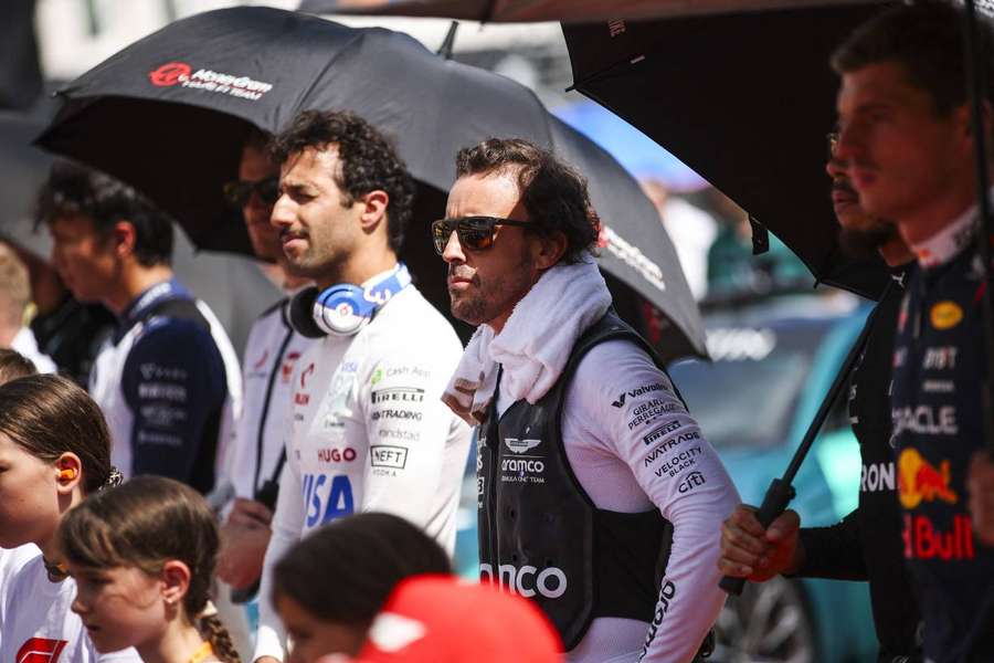 Alonso, piloto de Aston Martin