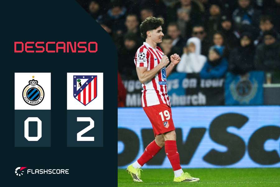 Julián Álvarez celebra su gol