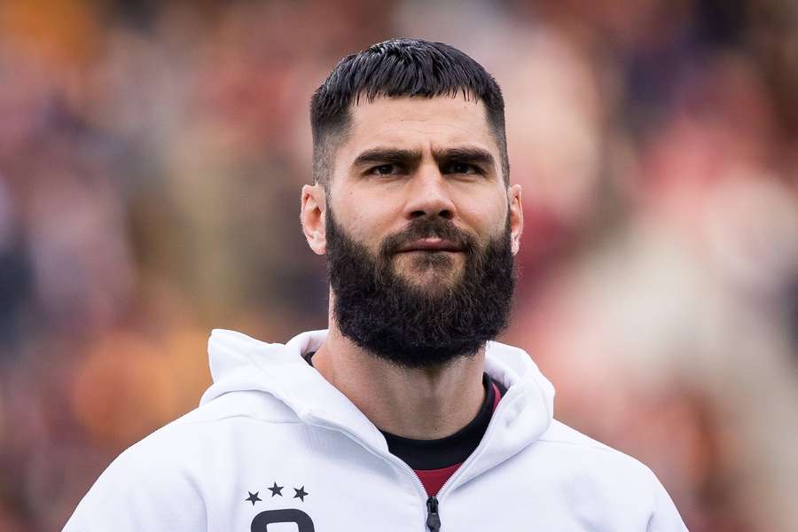 Sparta dala věčnému marodovi Eliasi Cobbautovi zelenou k odchodu. Sparta dala věčnému marodovi Eliasi Cobbautovi zelenou k odchodu.