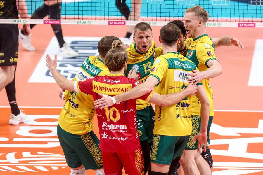 Radość siatkarzy Aluronu CMC Warty Zawiercie