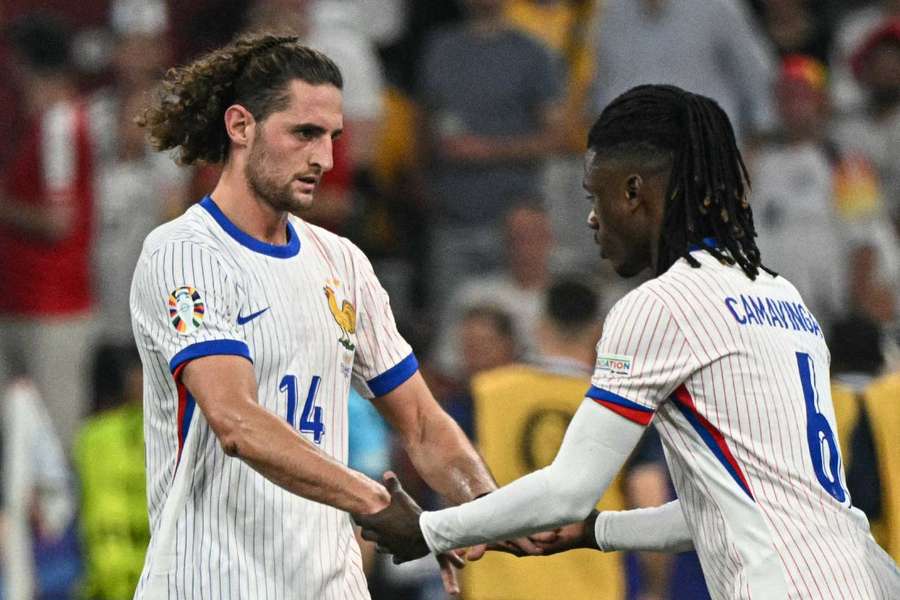 Rabiot y Camavinga, jugadores de la selección francesa