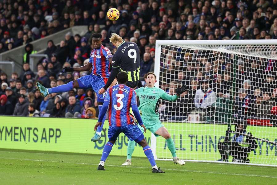 Haaland marcou mas não bastou para o City vencer o Crystal Palace