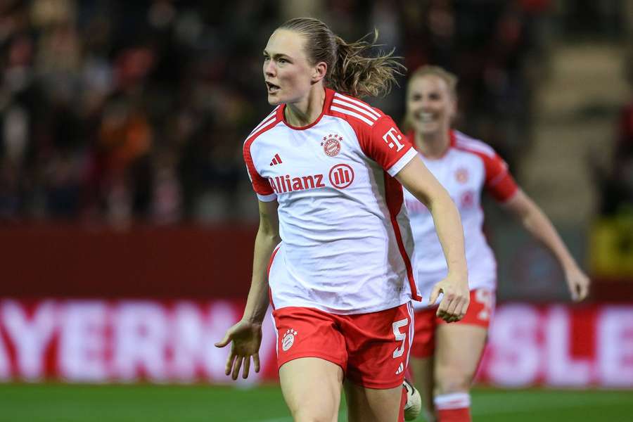 Magdalena Eriksson bejubelt ihren Treffer zum 1:0.