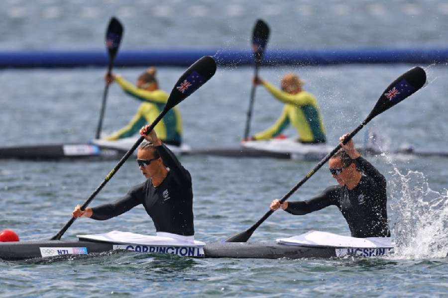 New Zealand duo Lisa Carrington and Alicia Hoskin in action