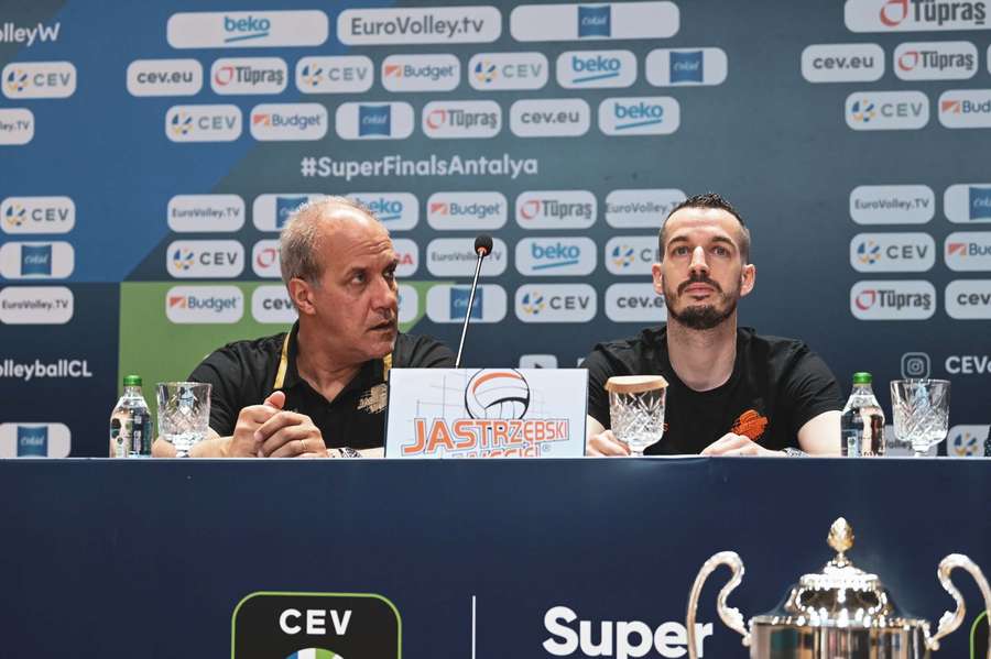 Marcelo Mendez i Benjamin Tonutti podczas konferencji prasowej przed finałem Ligi Mistrzów