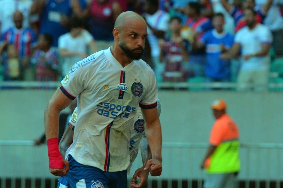 Thaciano já esteve no Santos por empréstimo entre 2016 e 2017