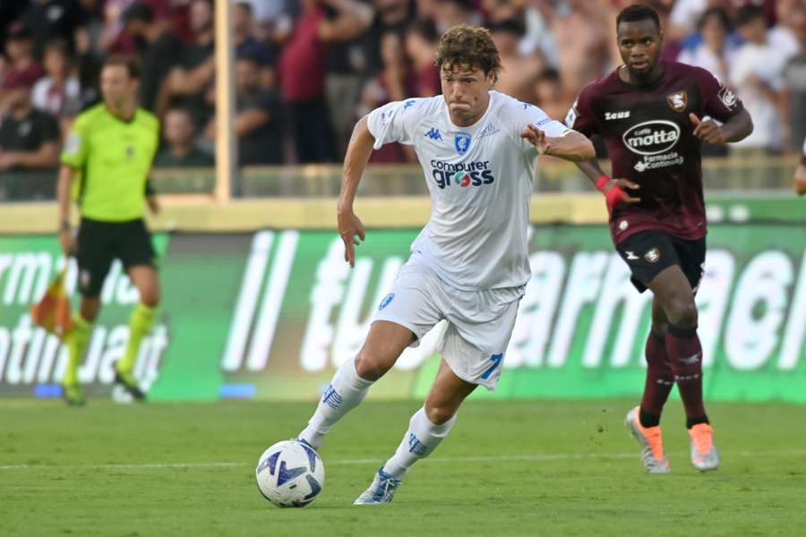 Sam Lammers in actie voor Empoli