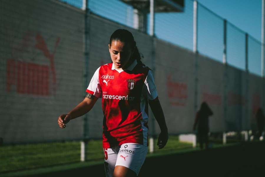 Nádia Bravo, jogadora do SC Braga, pode estrear-se na seleção principal portuguesa