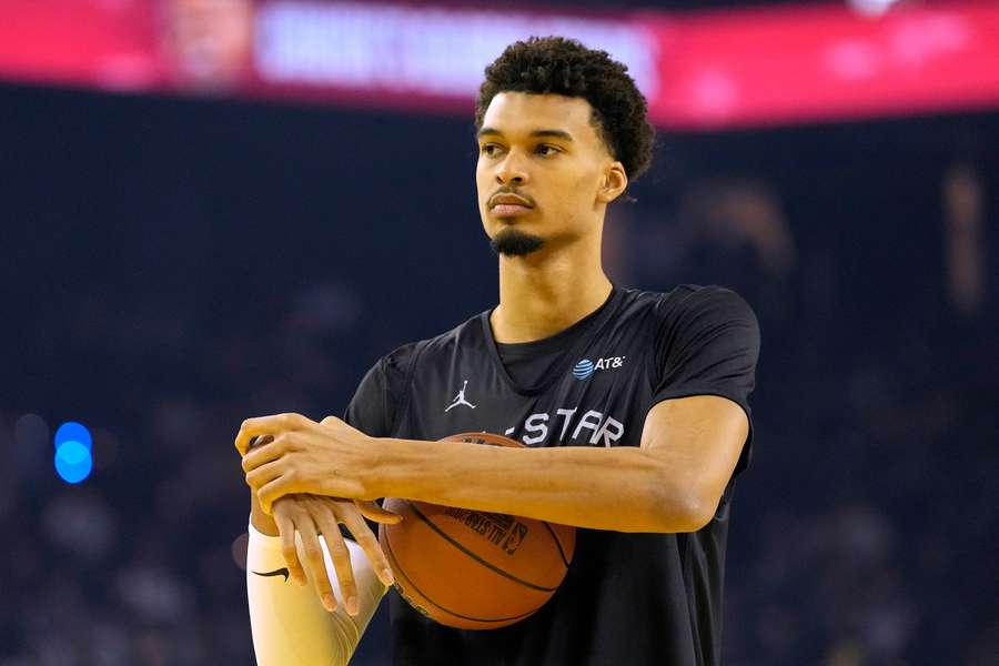 Wembanyama dice estar "horrorizado" por la muerte de civiles en Mineápolis