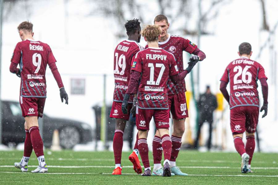 Podbrezová odohrala na úvod prípravy domáci dvojzápas. Podbrezová odohrala na úvod prípravy domáci dvojzápas.