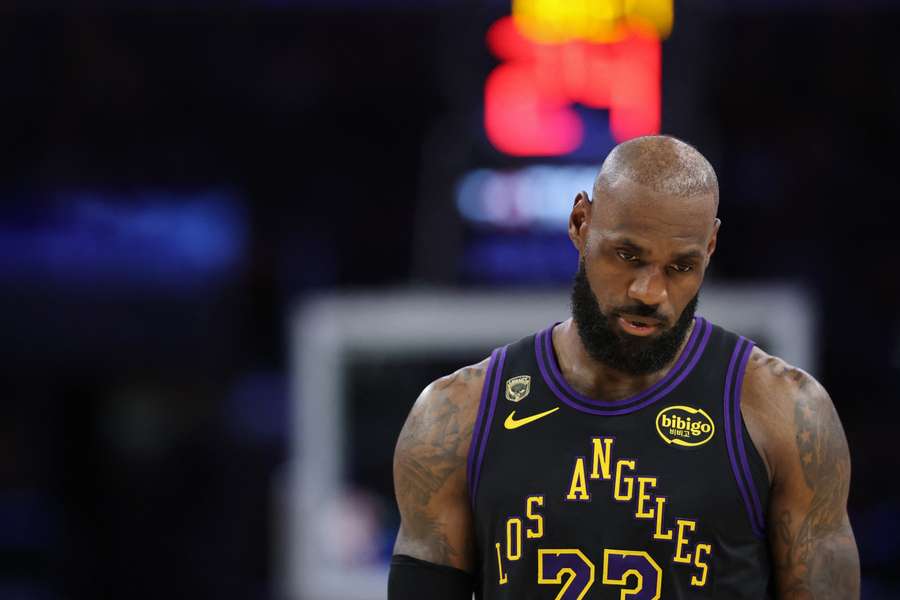 Lebron James končí v Los Angeles Lakers.