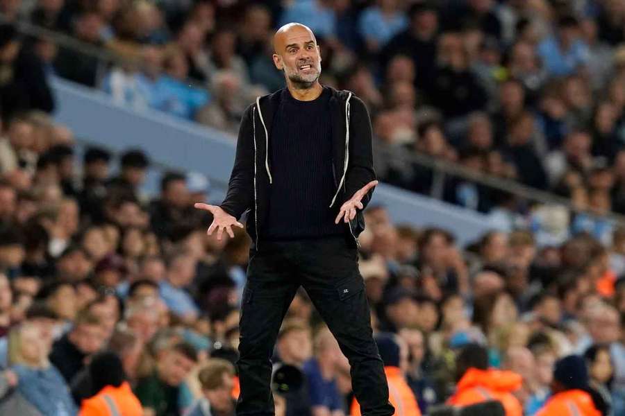 Guardiola warns Man City: Sell players or I quit
