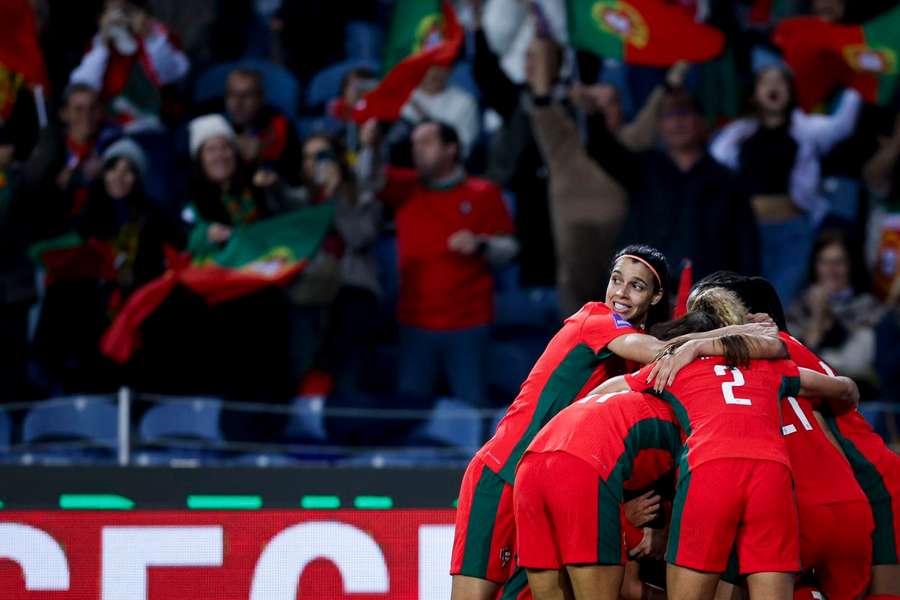 Portugal defronta a Inglaterra no Algarve