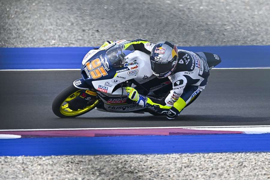 Collin Veijer in actie op het circuit van Doha, Qatar