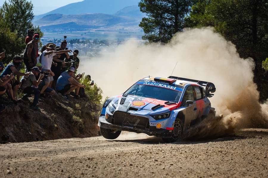 Thierry Neuville na Rallye Akropolis.