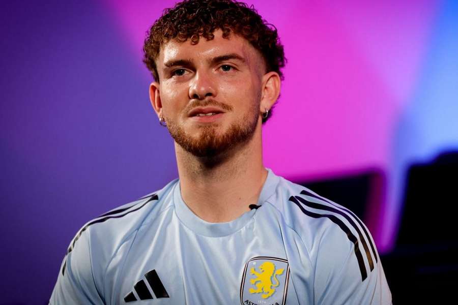 Aston Villa boss Emery: Elliott needs time Aston Villa boss Emery: Elliott needs time