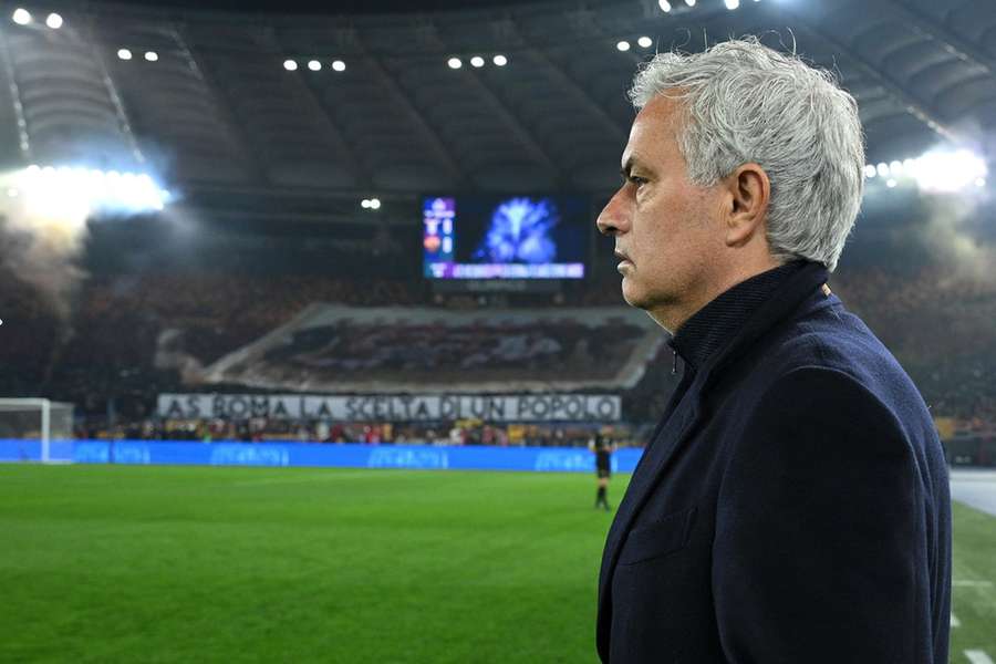 Trainer Mourinho wil naar Turkije