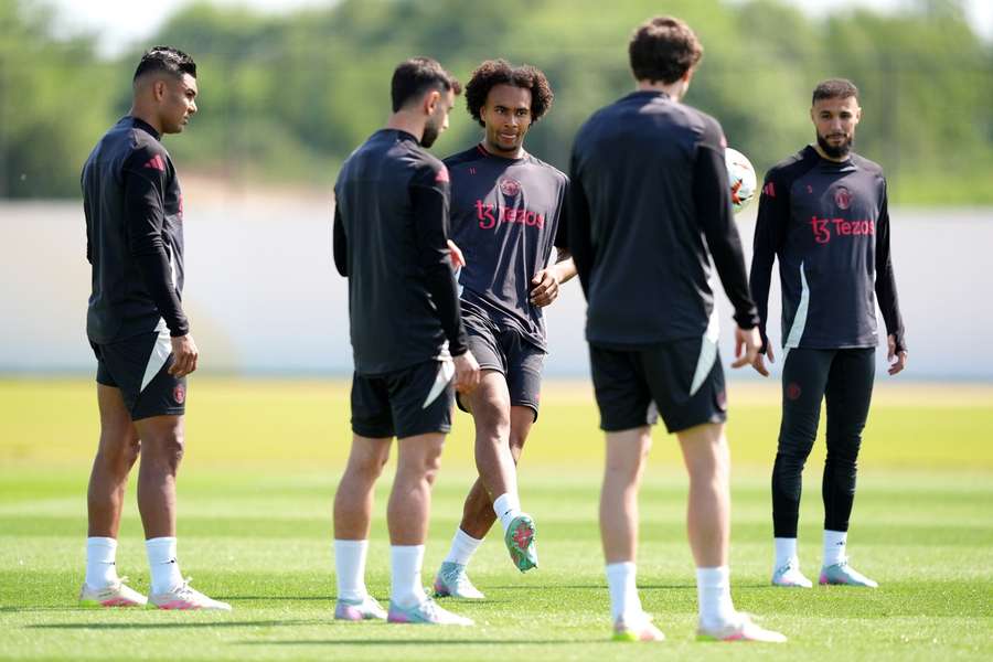 Man Utd receive huge boost as Dalot, Yoro and Zirkzee return ahead of Europa League final