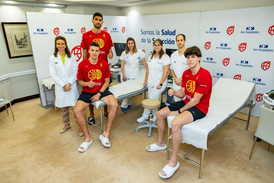Santi Aldama, Jaime Pradilla y Mario Saint-Supéry tras superar las pruebas médicas