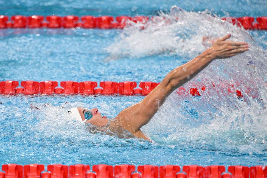 McKeown in actie op de 50m rugslag