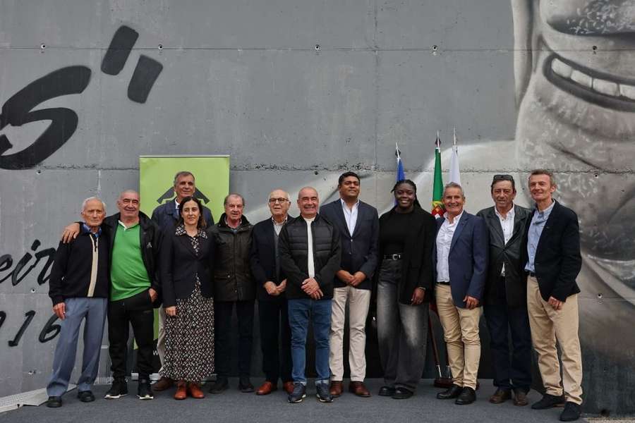Mural de homenagem a atletas olímpicos de atletismo inaugurado em Lisboa
