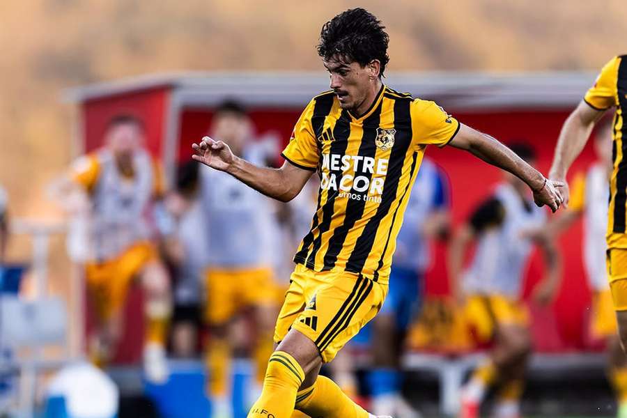Há novo líder na Liga 2 Há novo líder na Liga 2