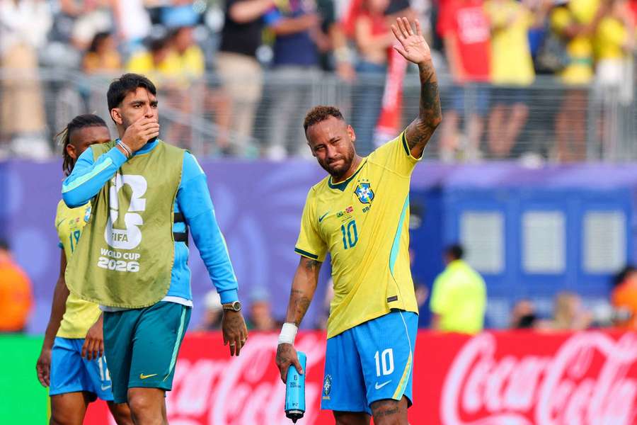 Neymar, diciendo adiós tras la eliminación del Mundial Neymar, diciendo adiós tras la eliminación del Mundial