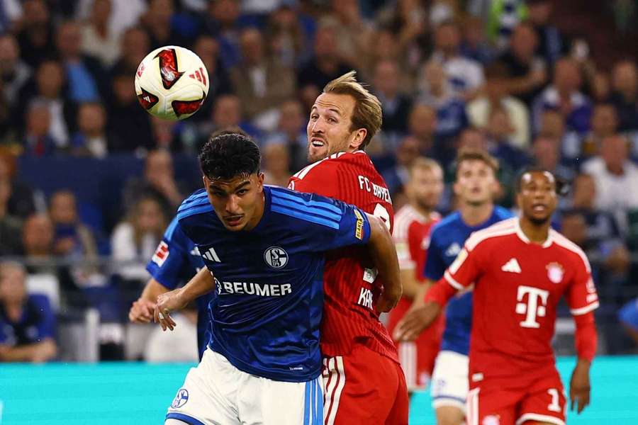 Remis Bayernu z Schalke, szokujące zwycięstwo drużyny Poręby. Wygrana Werderu Remis Bayernu z Schalke, szokujące zwycięstwo drużyny Poręby. Wygrana Werderu