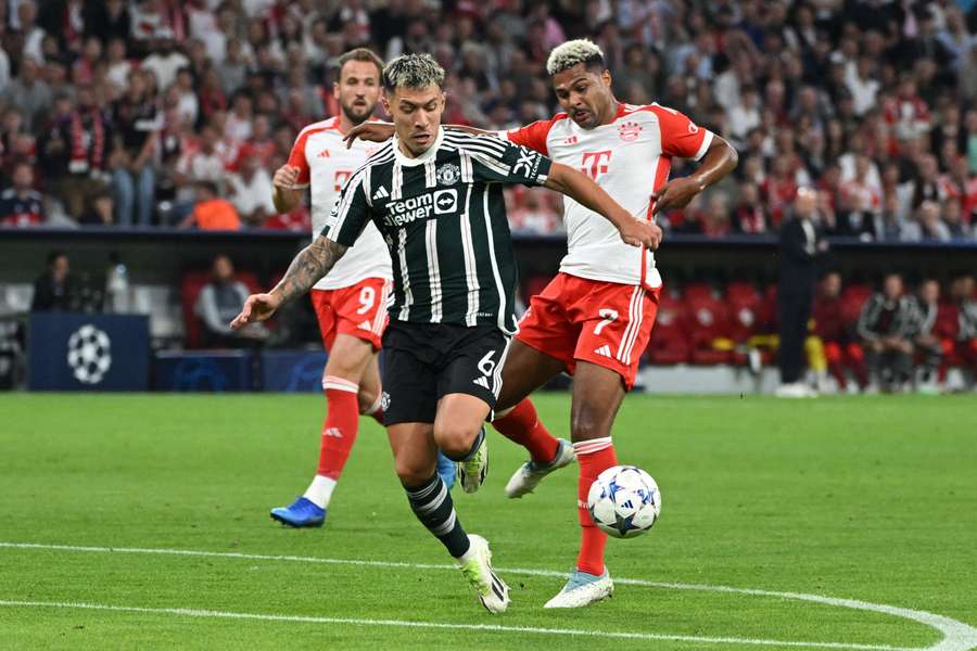 Lisandro Martinez in action against Bayern Munich