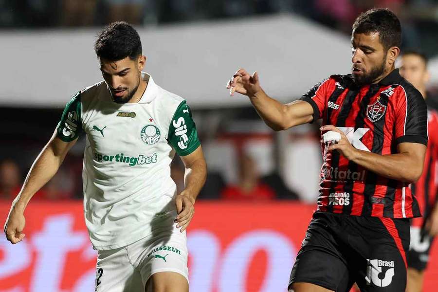 Vitória e Palmeiras ficaram no empate em Salvador