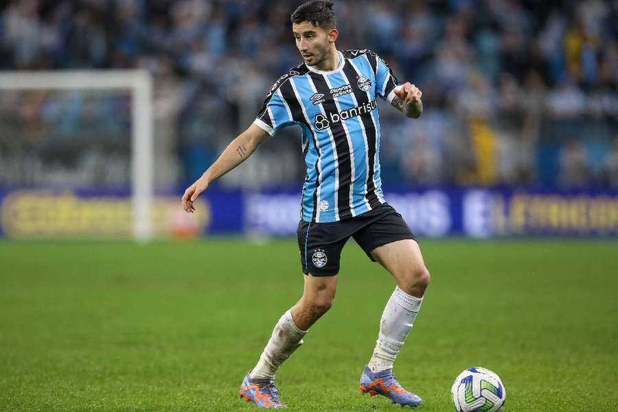 Villasanti tem tudo para seguir no Grêmio por mais uma temporada