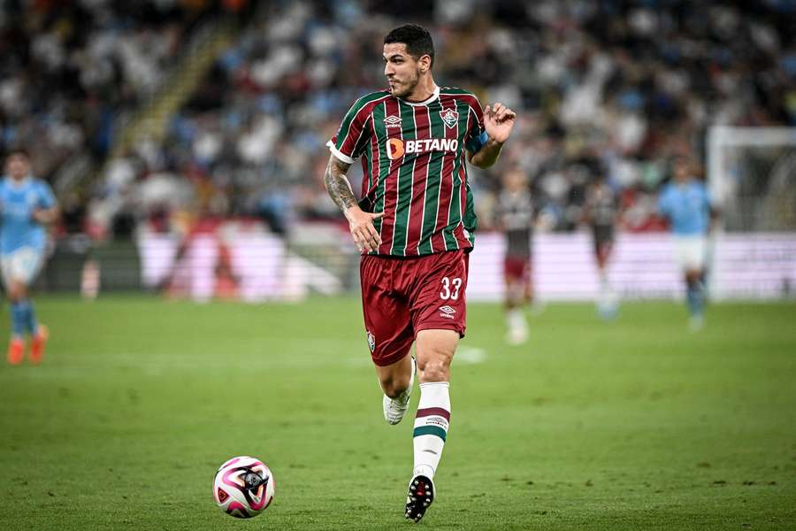 Nino, central de 26 anos do Fluminense, já tem estatuto de internacional