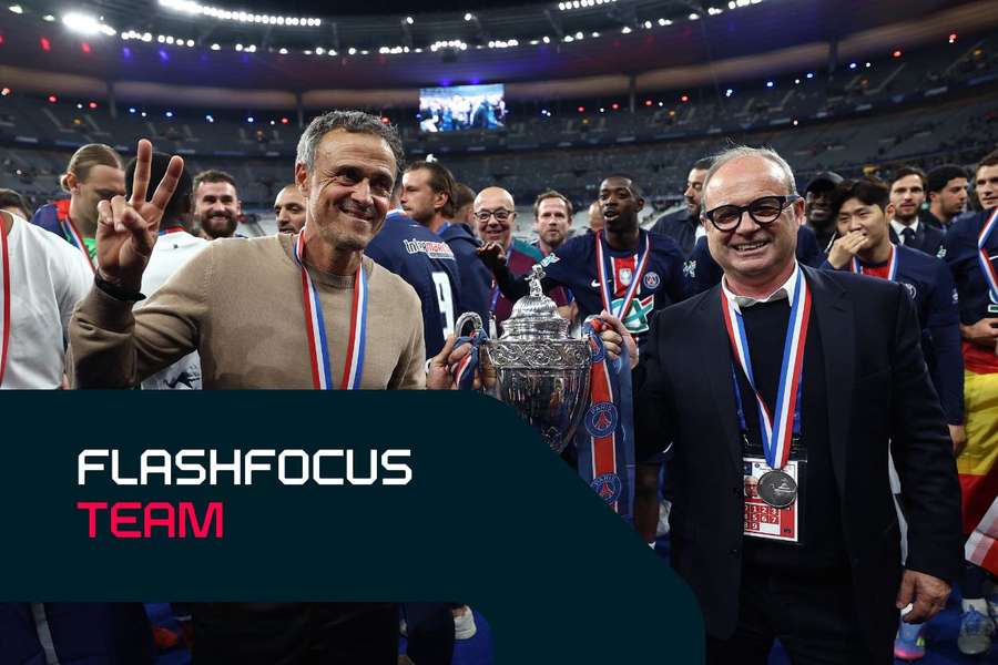 Luis Enrique et Luis Campos après la Coupe de France remportée samedi contre le Stade de Reims. 