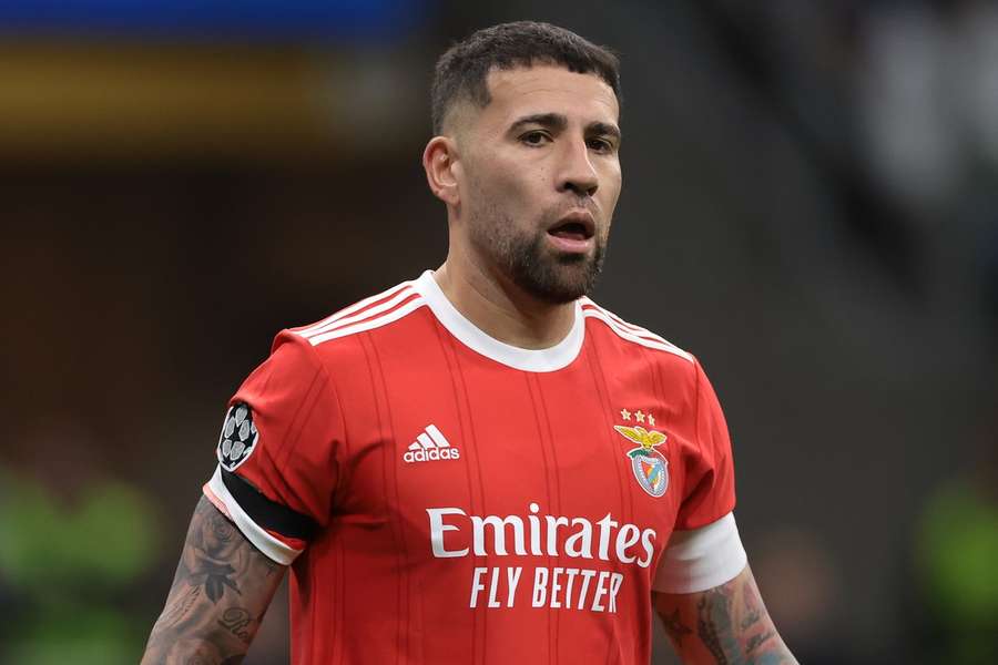 Nicolás Otamendi está no Benfica desde 2020