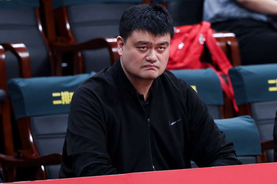 Yao Ming deja de ser presidente de la Federación China de Baloncesto.