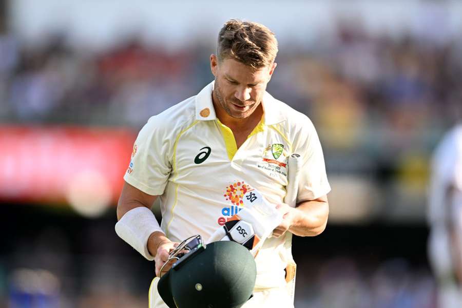 Warner fires shot at Cricket Australia over leadership appeal