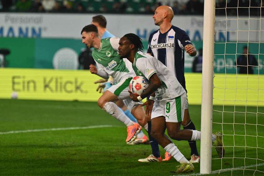 Greuther Führt holte sich nach 0:2- und 2:3-Rückstand noch einen Punkt Greuther Führt holte sich nach 0:2- und 2:3-Rückstand noch einen Punkt