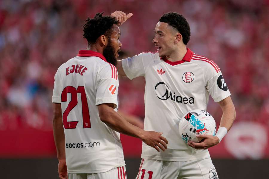 Ejuke y Vargas, en el partido contra la Real Sociedad