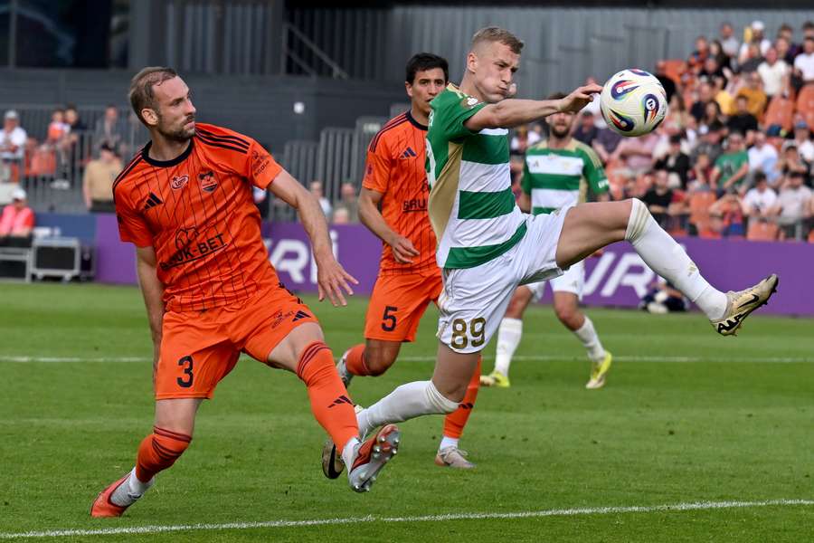 Lechia spada z Ekstraklasy. Niecieczanie ośmieszyli ekipę Carvera Lechia spada z Ekstraklasy. Niecieczanie ośmieszyli ekipę Carvera