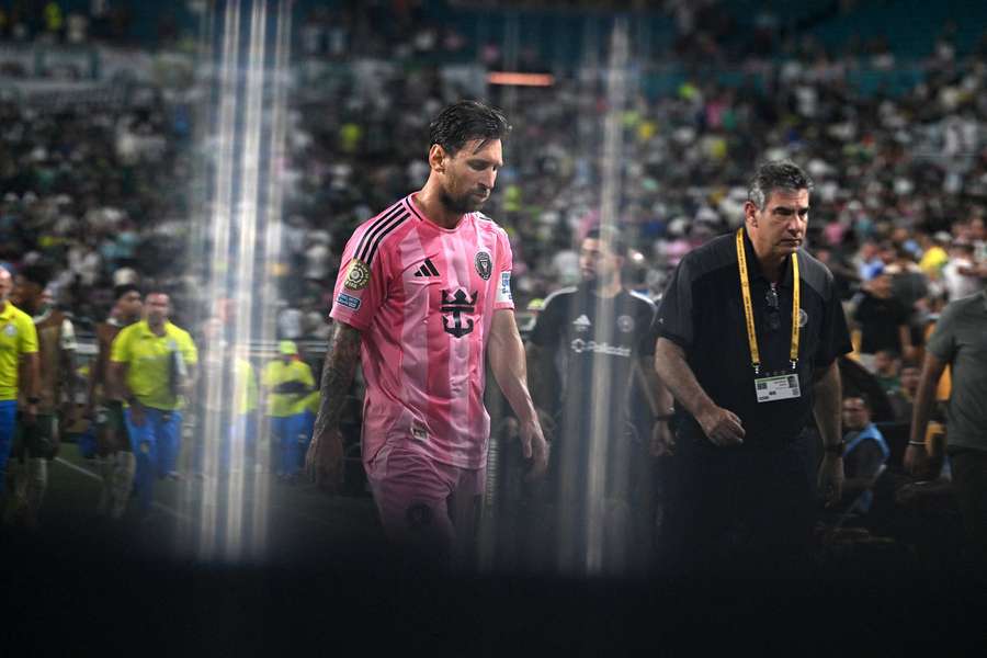 Messi segue em frente no Mundial de Clubes