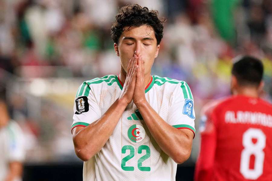 Ibrahim Maza und Algerien stehen vor einem Gruppenfinale gegen Österreich. Ibrahim Maza und Algerien stehen vor einem Gruppenfinale gegen Österreich.