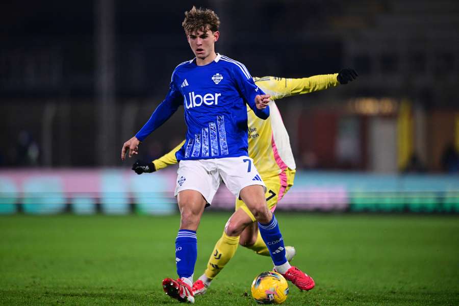 Nico Paz, con el Como ante la Juventus